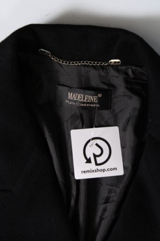 Дамско палто Madeleine, Размер XL, Цвят Черен, Цена 236,00 лв.