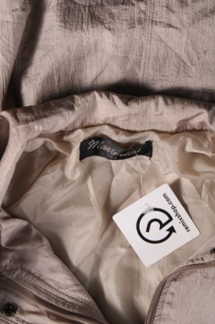 Dámska bunda , Veľkosť M, Farba Béžová, Cena  2,95 €