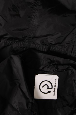 Dámska bunda , Veľkosť M, Farba Čierna, Cena  3,81 €