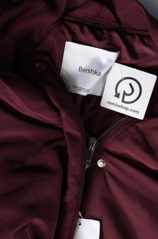 Γυναικείο μπουφάν Bershka, Μέγεθος M, Χρώμα Κόκκινο, Τιμή 39,69 €