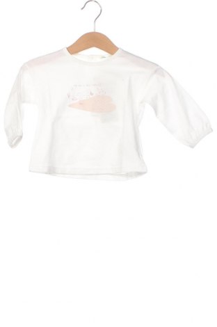 Детска блуза United Colors Of Benetton, Размер 6-9m/ 68-74 см, Цвят Бял, Цена 39,00 лв.