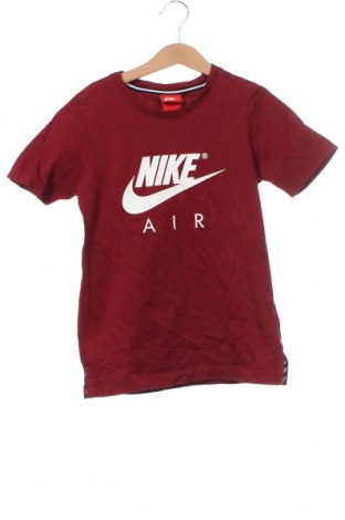 Dětské tričko  Nike, Velikost 7-8y/ 128-134 cm, Barva Červená, Cena  855,00 Kč