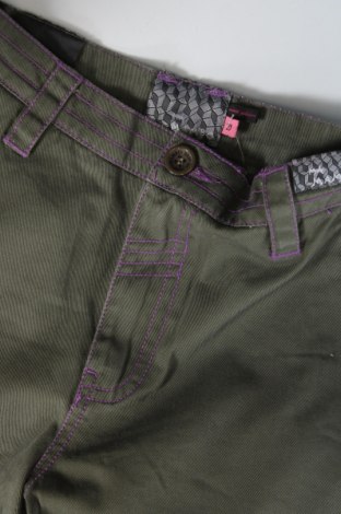 Pantaloni scurți pentru copii Mambo, Mărime 9-10y/ 140-146 cm, Culoare Verde, Preț 136,84 Lei