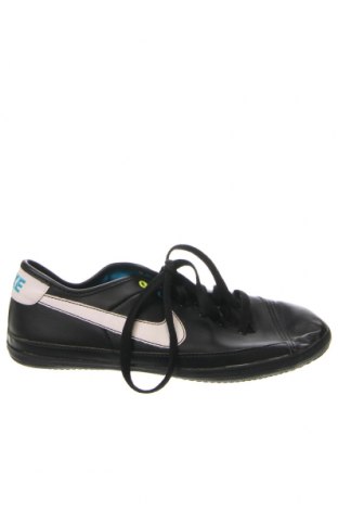 Детски обувки Nike, Размер 37, Цвят Черен, Цена 52,00 лв.