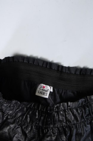 Kožená sukňa  Casual Ladies, Veľkosť M, Farba Čierna, Cena  16,44 €