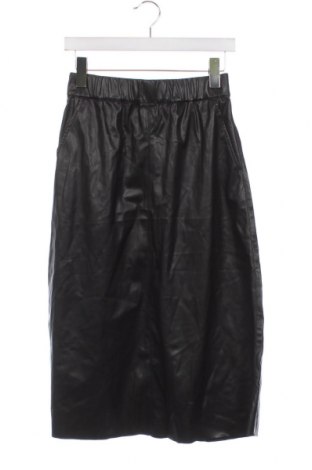 Δερμάτινη φούστα Lindex, Μέγεθος XS, Χρώμα Μαύρο, Τιμή 17,94 €