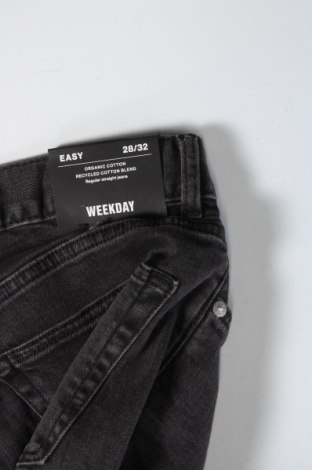 Pánske džínsy  Weekday, Veľkosť S, Farba Sivá, Cena  6,42 €