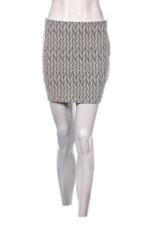 Φούστα Zara Trafaluc, Μέγεθος M, Χρώμα Λευκό, Τιμή 1,73 €