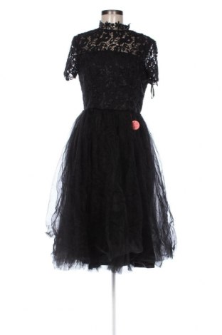 Kleid Chi Chi, Größe M, Farbe Schwarz, Preis 40,82 €