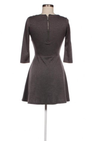 Kleid Fb Sister, Größe S, Farbe Grau, Preis 20,18 €