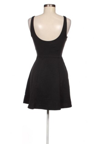 Kleid H&M Divided, Größe S, Farbe Schwarz, Preis 2,62 €