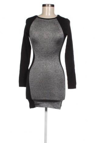 Šaty  H&M Divided, Veľkosť XS, Farba Viacfarebná, Cena  1,81 €