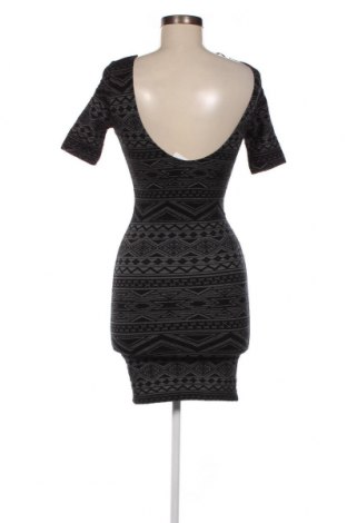 Šaty  H&M Divided, Velikost XS, Barva Černá, Cena  51,00 Kč