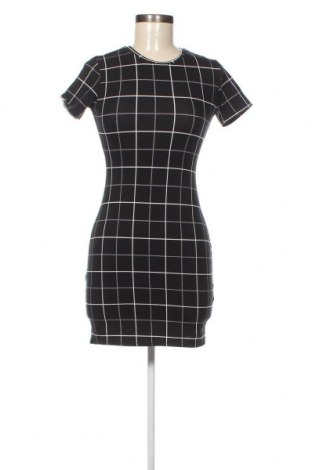 Šaty  H&M Divided, Velikost S, Barva Černá, Cena  106,00 Kč