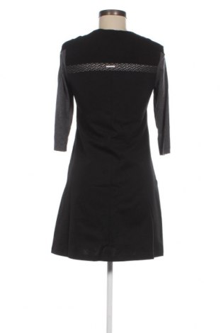 Kleid La Mode Est A Vous, Größe XS, Farbe Mehrfarbig, Preis 5,69 €