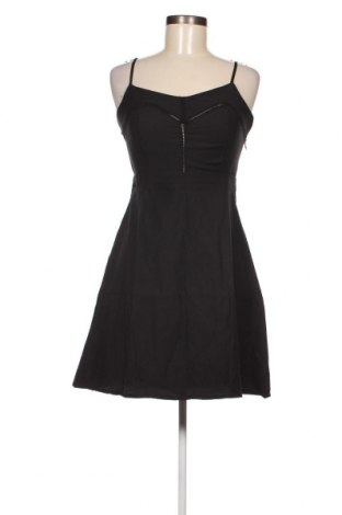 Kleid NA-KD, Größe S, Farbe Schwarz, Preis 13,15 €