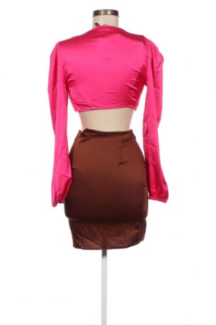Šaty  Naanaa, Velikost XS, Barva Vícebarevné, Cena  133,00 Kč
