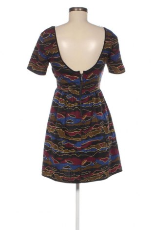 Kleid Silvian Heach, Größe XS, Farbe Mehrfarbig, Preis 25,26 €