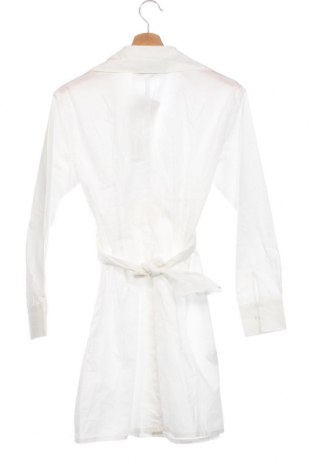 Kleid Silvian Heach, Größe M, Farbe Weiß, Preis € 40,59