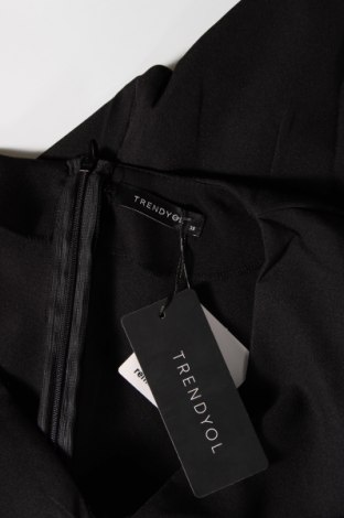 Šaty  Trendyol, Veľkosť M, Farba Čierna, Cena  11,57 €