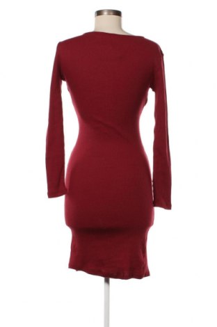 Šaty  Trendyol, Velikost S, Barva Červená, Cena  118,00 Kč
