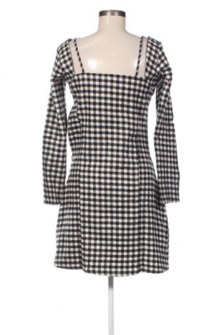 Kleid Trendyol, Größe M, Farbe Mehrfarbig, Preis 5,78 €