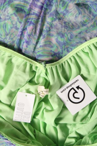 Šaty  Urban Outfitters, Velikost M, Barva Vícebarevné, Cena  1 478,00 Kč