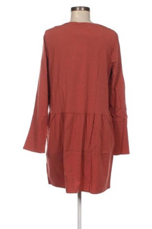 Kleid Vero Moda, Größe M, Farbe Aschrosa, Preis 4,18 €