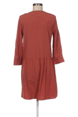 Kleid Vero Moda, Größe S, Farbe Aschrosa, Preis 27,84 €