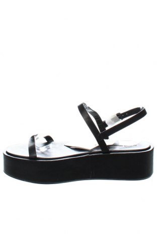 Sandále Pull&Bear, Veľkosť 41, Farba Čierna, Cena  15,65 €