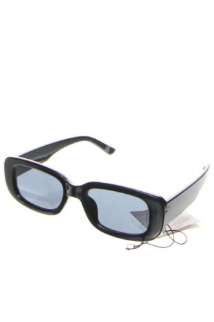 Слънчеви очила ASOS, Цвят Черен, Цена 43,20 лв.
