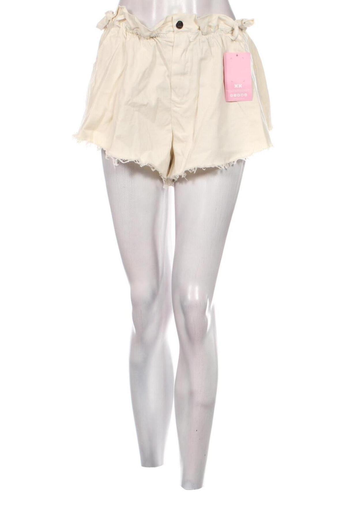 Дамски къс панталон Missy Empire, Размер L, Цвят Екрю, Цена 14,26 лв.