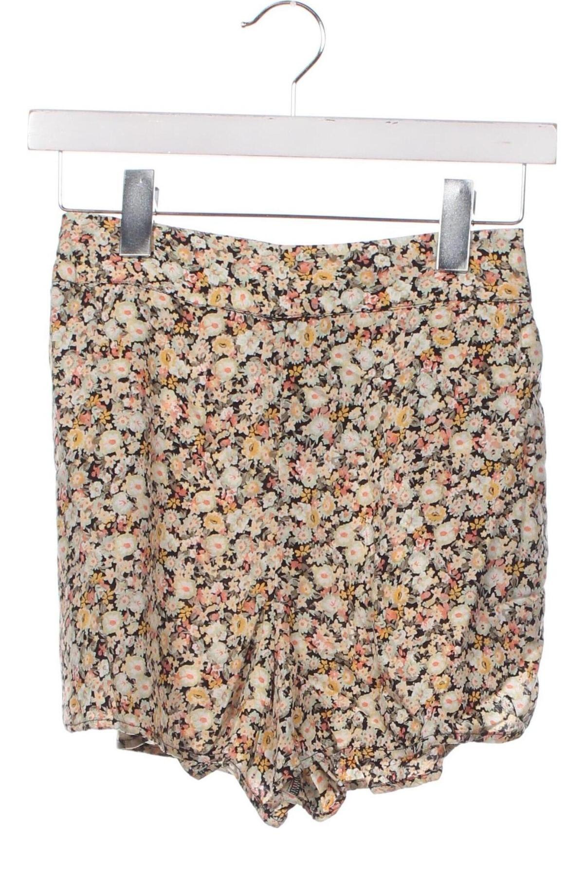 Γυναικείο κοντό παντελόνι Pieces, Μέγεθος XS, Χρώμα Πολύχρωμο, Τιμή 7,63 €