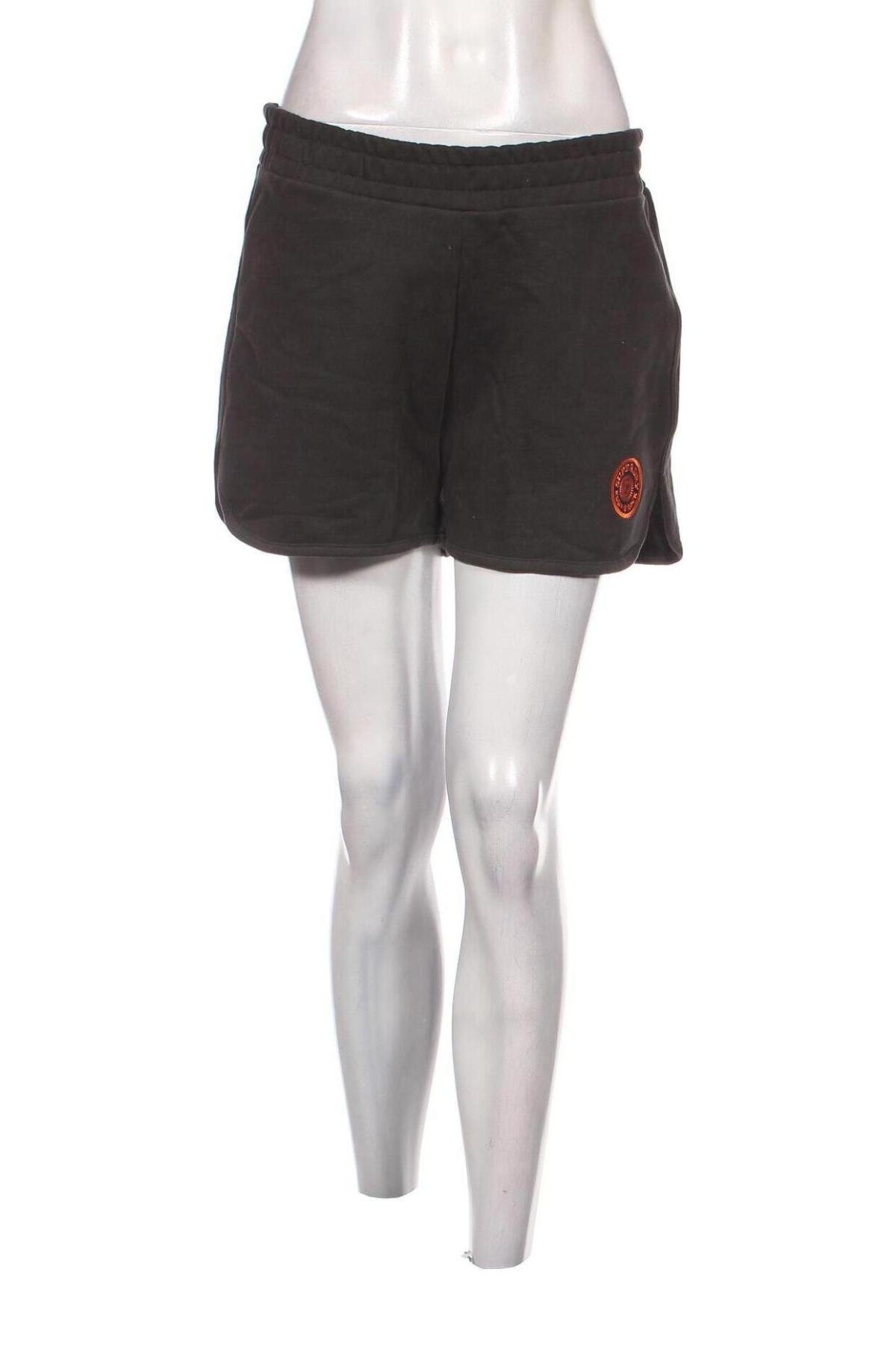 Damen Shorts Superdry, Größe M, Farbe Grün, Preis € 35,05