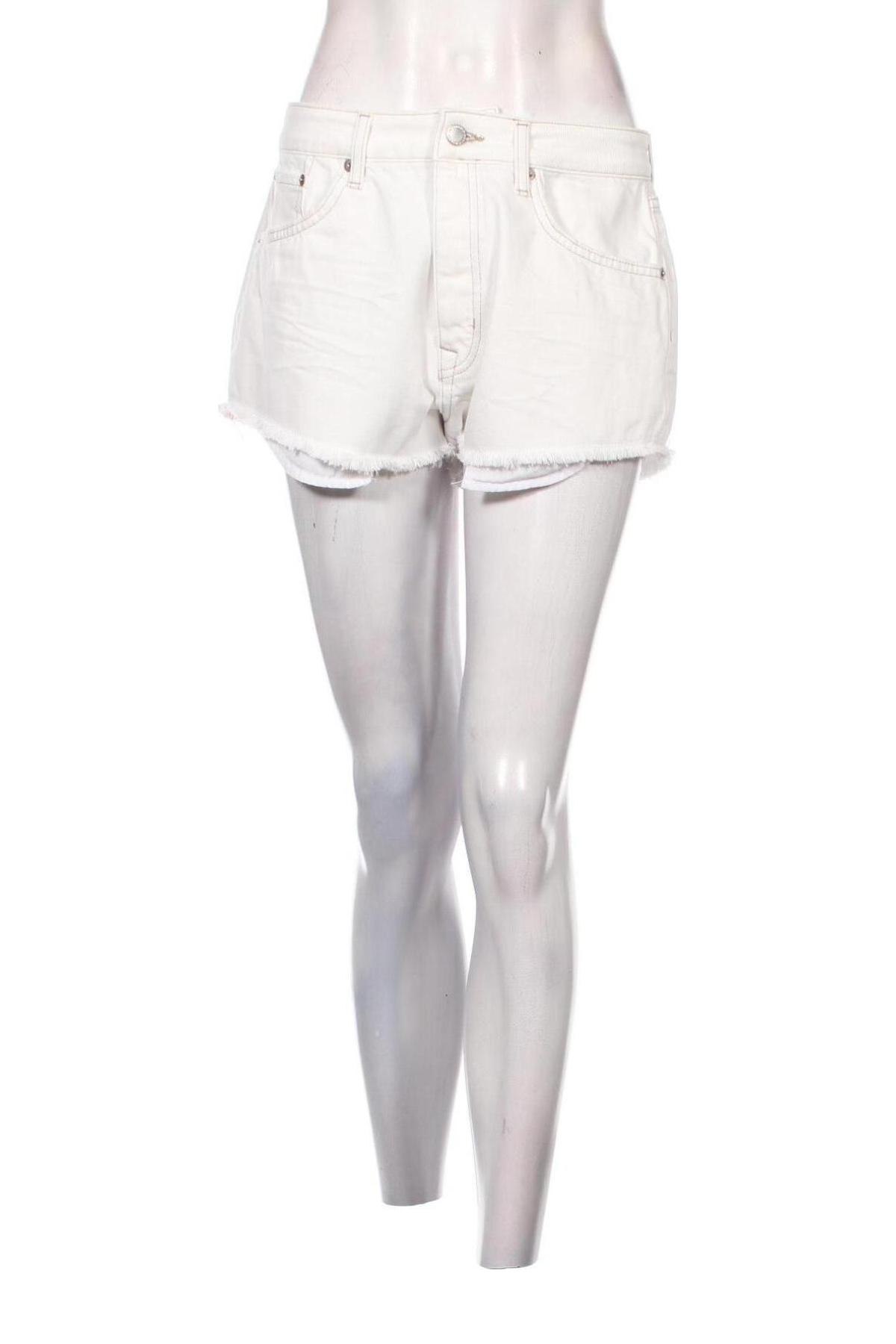 Γυναικείο κοντό παντελόνι Superdry, Μέγεθος M, Χρώμα Λευκό, Τιμή 13,32 €