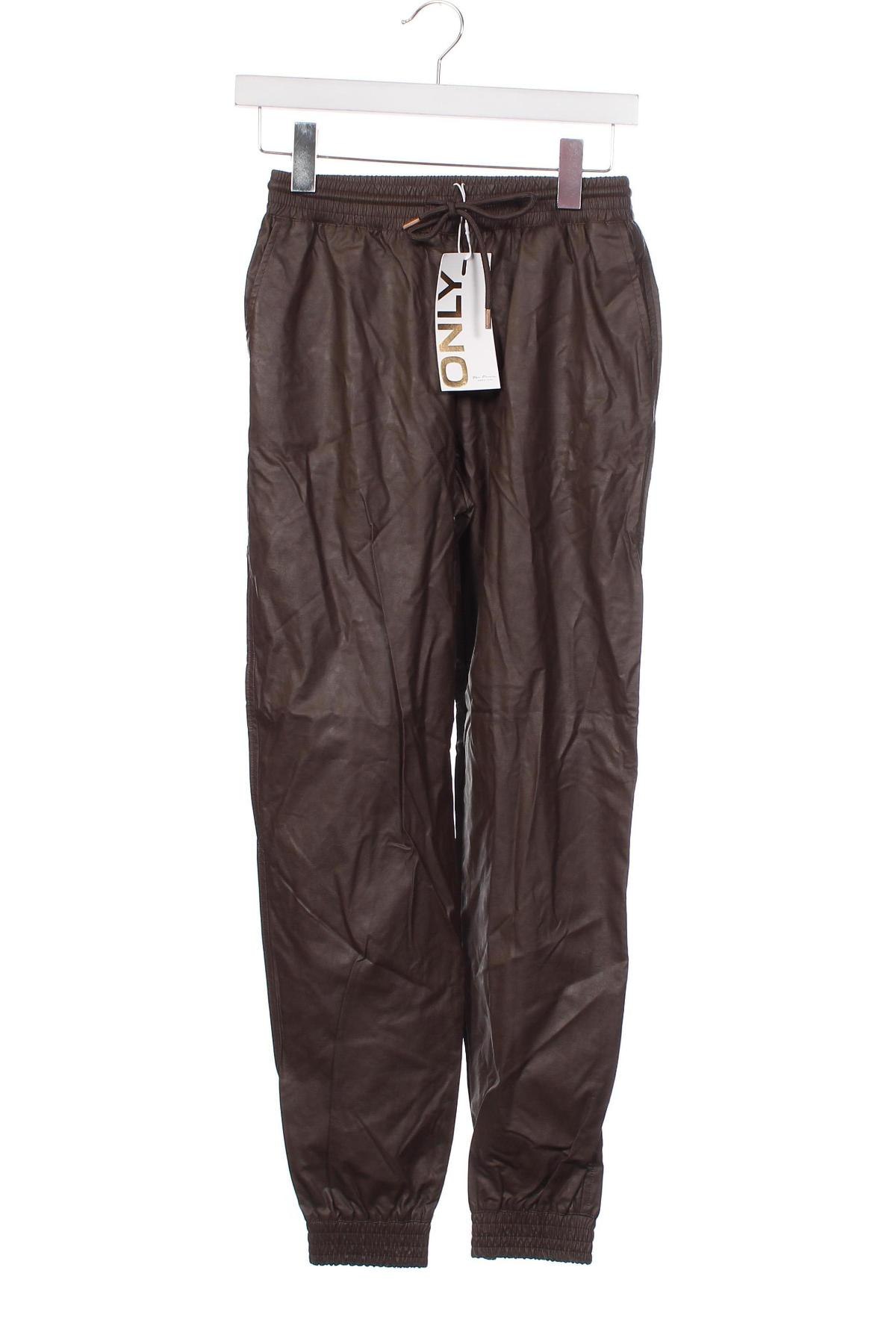 Γυναικείο παντελόνι δερμάτινο ONLY, Μέγεθος XXS, Χρώμα Καφέ, Τιμή 10,02 €