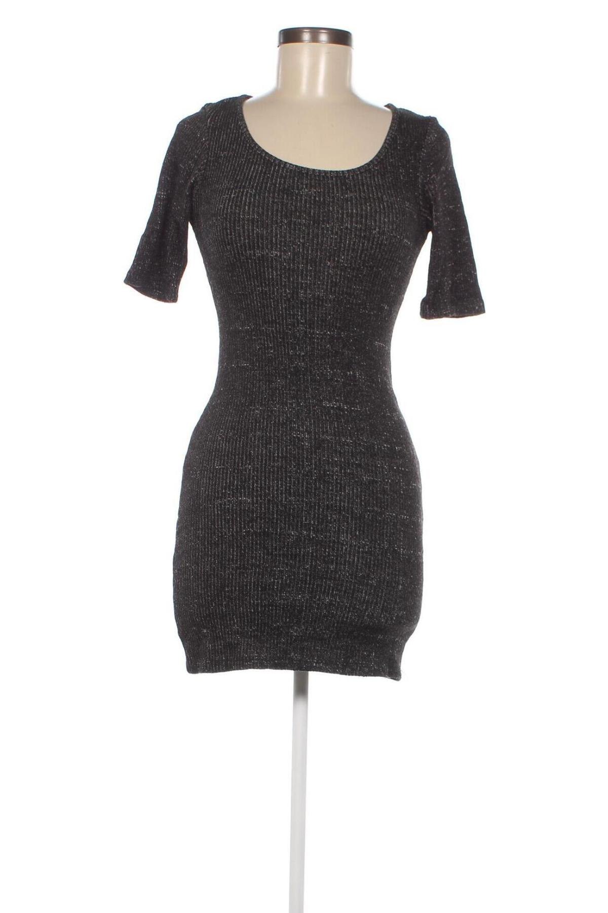 Kleid, Größe M, Farbe Grau, Preis 2,83 €