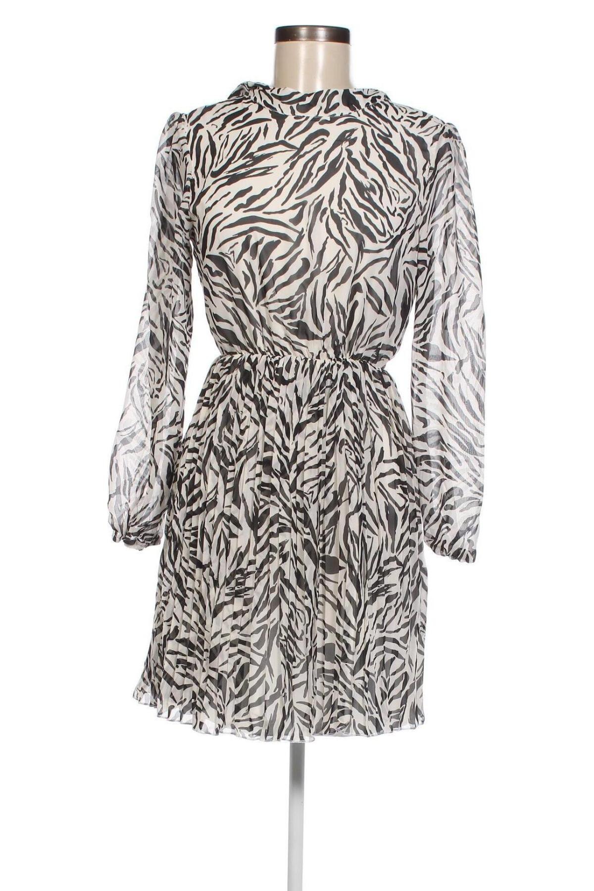 Kleid Trendyol, Größe S, Farbe Mehrfarbig, Preis 52,58 €