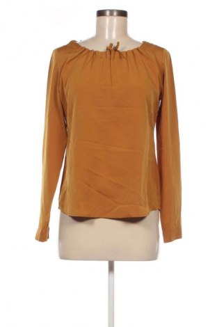 Damen Shirt Esprit, Größe XS, Farbe Gelb, Preis 23,99 €