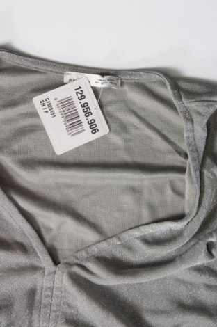 Damen Shirt Pull&Bear, Größe M, Farbe Silber, Preis 5,99 €