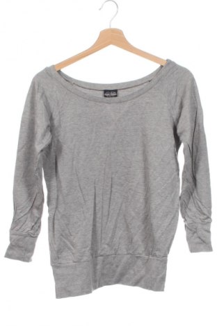 Damen Shirt Urban Classics, Größe XS, Farbe Grau, Preis € 2,99