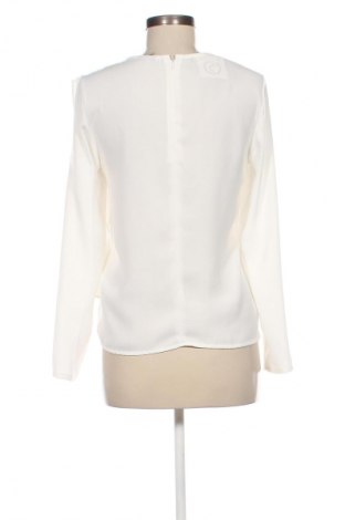 Damen Shirt Vero Moda, Größe M, Farbe Weiß, Preis 27,70 €