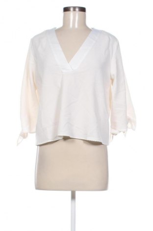 Damen Shirt Zara, Größe M, Farbe Weiß, Preis 18,99 €