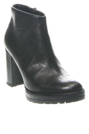 Botine de damă, Mărime 36, Culoare Negru, Preț 73,99 Lei