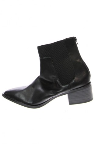 Damen Stiefeletten, Größe 40, Farbe Schwarz, Preis 29,99 €