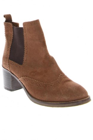 Botine de damă Stradivarius, Mărime 40, Culoare Maro, Preț 139,99 Lei