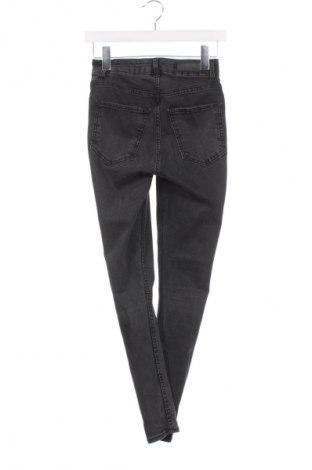 Damen Jeans, Größe S, Farbe Grau, Preis 6,99 €