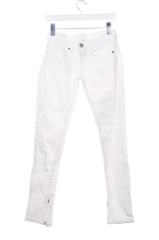 Damen Jeans Bershka, Größe XS, Farbe Weiß, Preis € 9,99