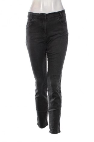 Damen Jeans Brax, Größe L, Farbe Schwarz, Preis 52,49 €