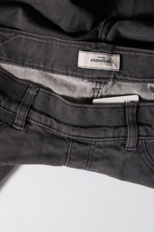 Damskie jeansy Essentials by Tchibo, Rozmiar L, Kolor Szary, Cena 92,99 zł